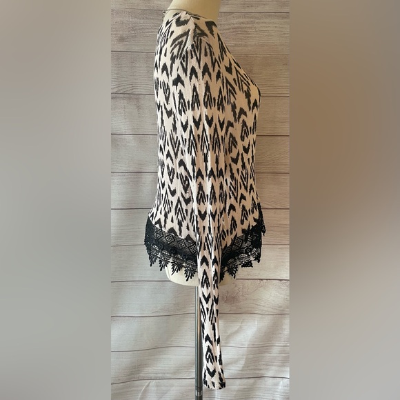 H&M Divided Open knit thin all season sweater - Picture 5 of 13